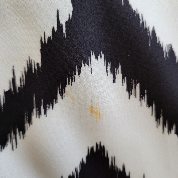 Worthington Long Sleeve Shirt Dress. - Picture 10 of 10